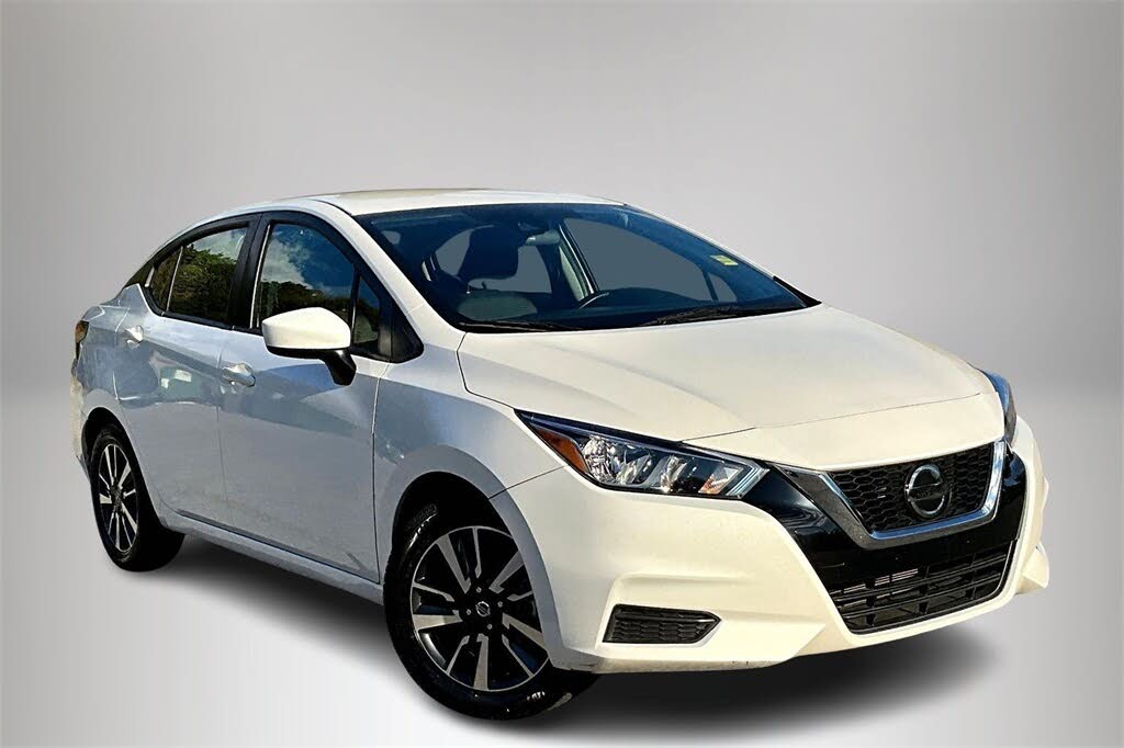 2022 Nissan Versa SV FWD