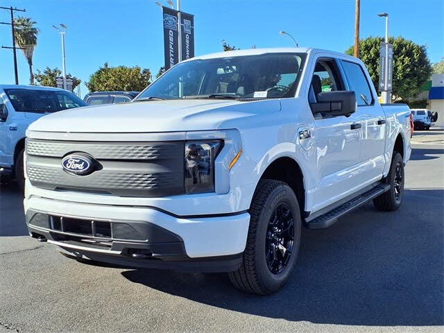 2025 Ford F-150 Lightning XLT SuperCrew AWD