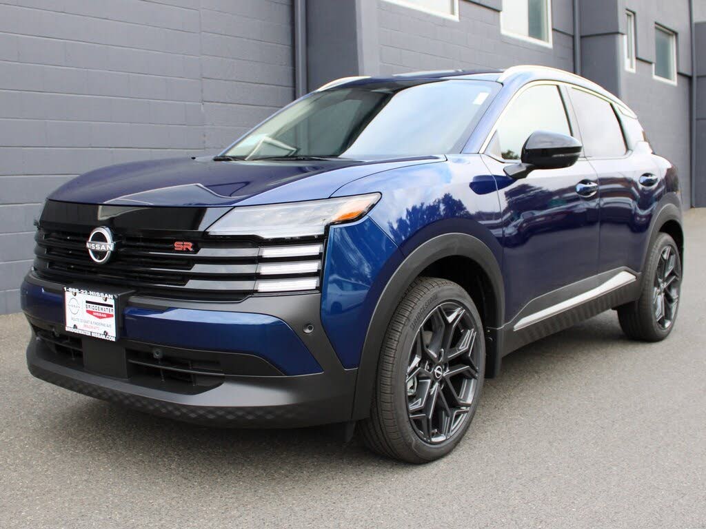 2026 Nissan Kicks SR AWD