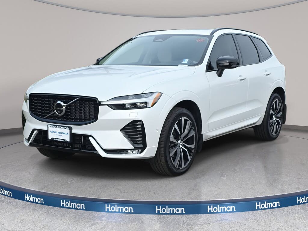 2024 Volvo XC60 B5 Plus Dark Theme AWD