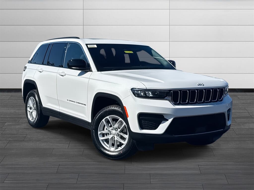 2025 Jeep Grand Cherokee Laredo X 4WD