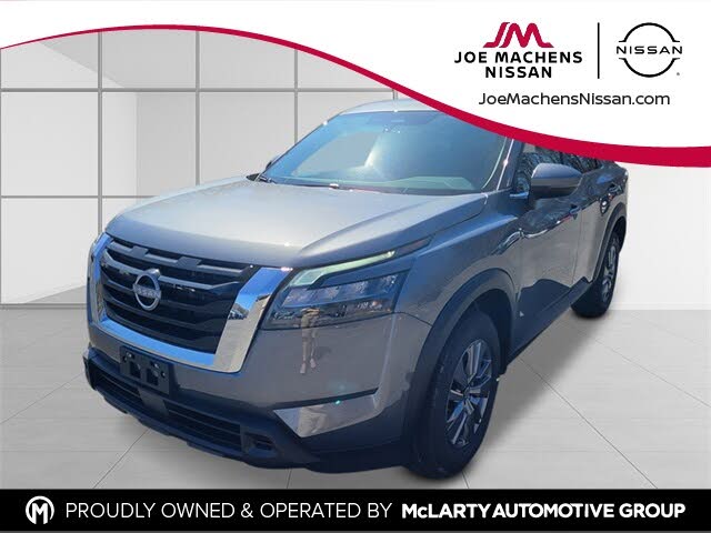 2025 Nissan Pathfinder SV 4WD