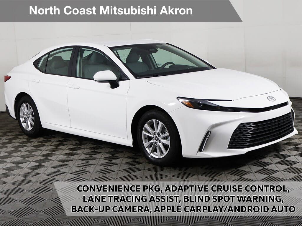 2025 Toyota Camry LE FWD