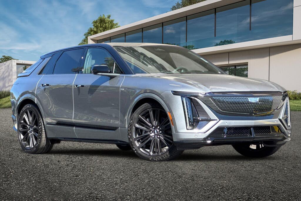 2026 Cadillac LYRIQ-V AWD