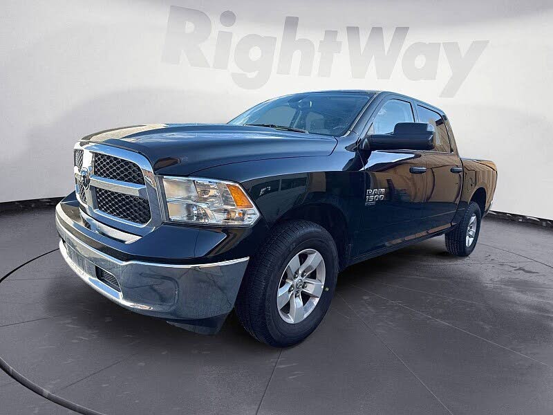 2023 RAM 1500 Classic SLT Crew Cab 4WD