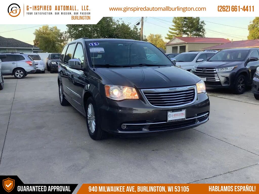 2015 Chrysler Town & Country Limited Platinum FWD