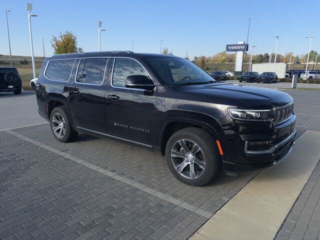 2023 Jeep Grand Wagoneer L 4WD