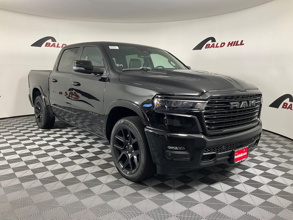2026 RAM 1500 Laramie Crew Cab 4WD