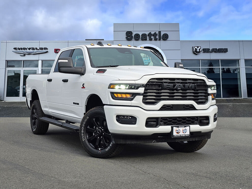 2026 RAM 2500 Big Horn Crew Cab 4WD