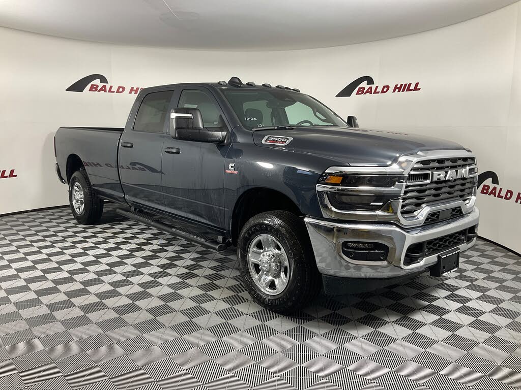 2026 RAM 3500 Tradesman Crew Cab LB 4WD