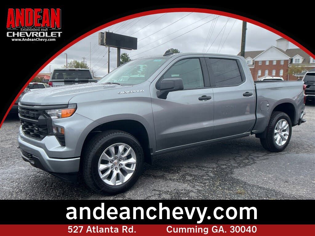 2026 Chevrolet Silverado 1500 Custom Crew Cab RWD