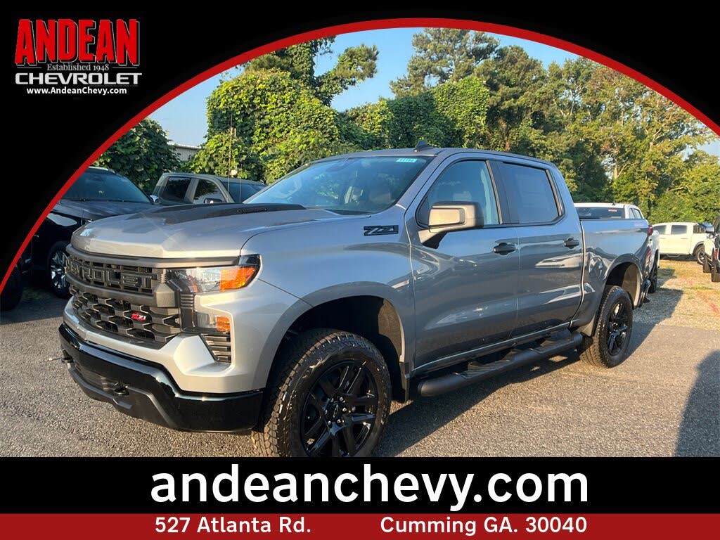 2026 Chevrolet Silverado 1500 Custom Trail Boss Crew Cab 4WD