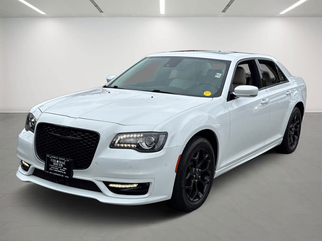 2022 Chrysler 300 Touring L AWD