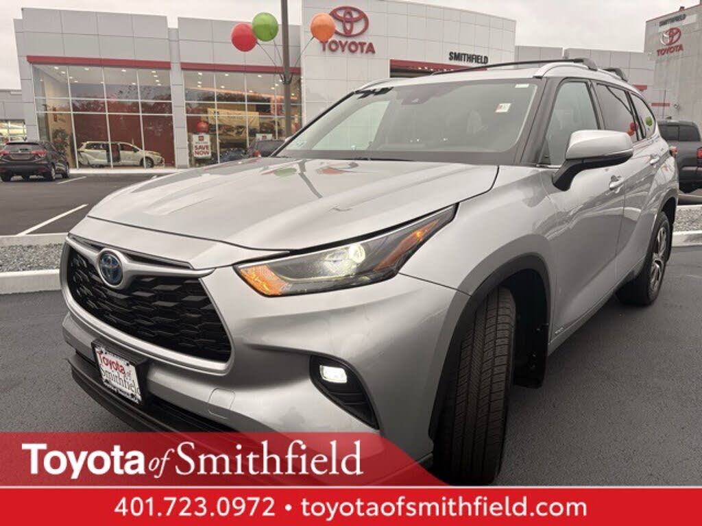 2022 Toyota Highlander Hybrid XLE AWD