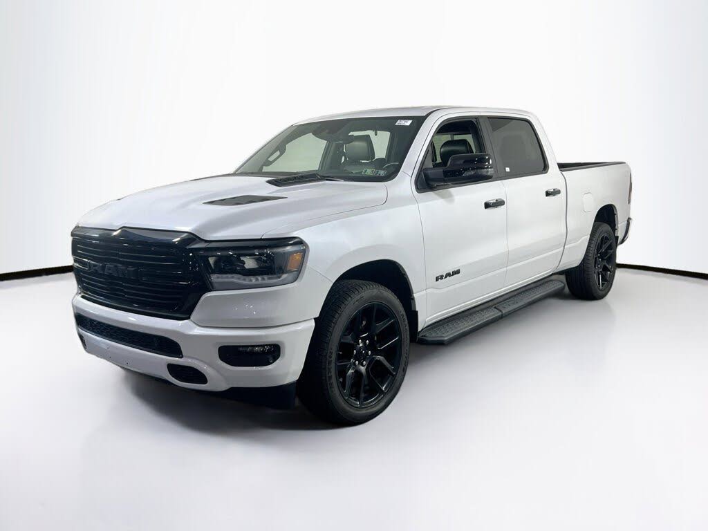 2023 RAM 1500 Laramie Crew Cab 4WD