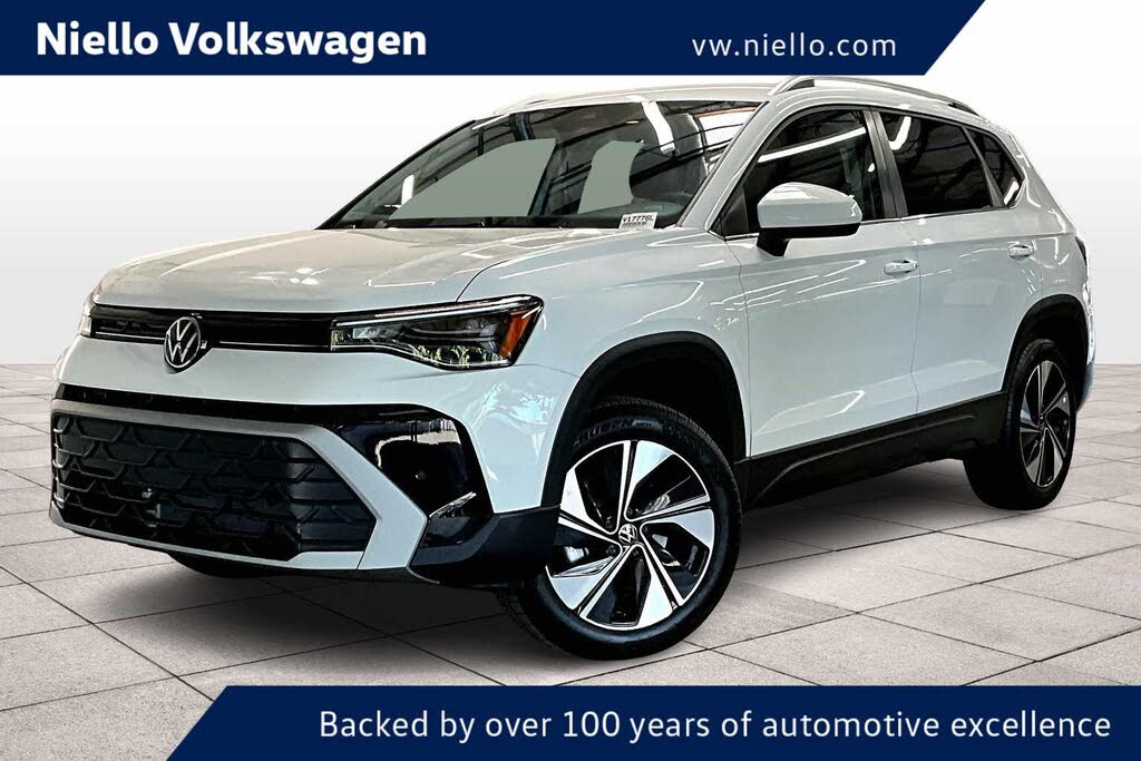 2025 Volkswagen Taos SE 4Motion