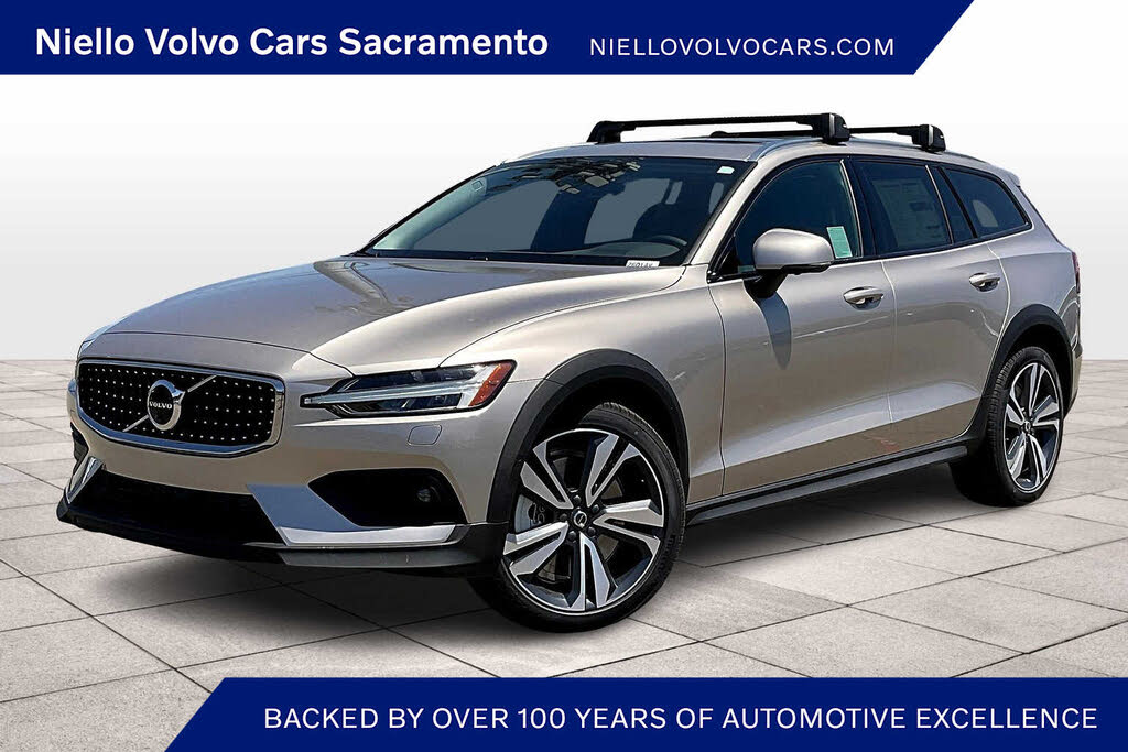2026 Volvo V60 Cross Country B5 Plus AWD