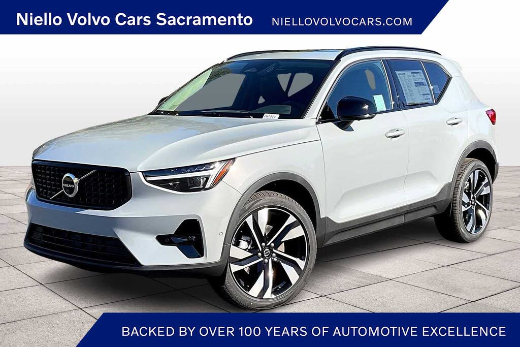 2026 Volvo XC40 B5 Ultra AWD