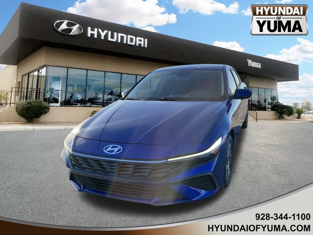 2024 Hyundai Elantra SEL FWD