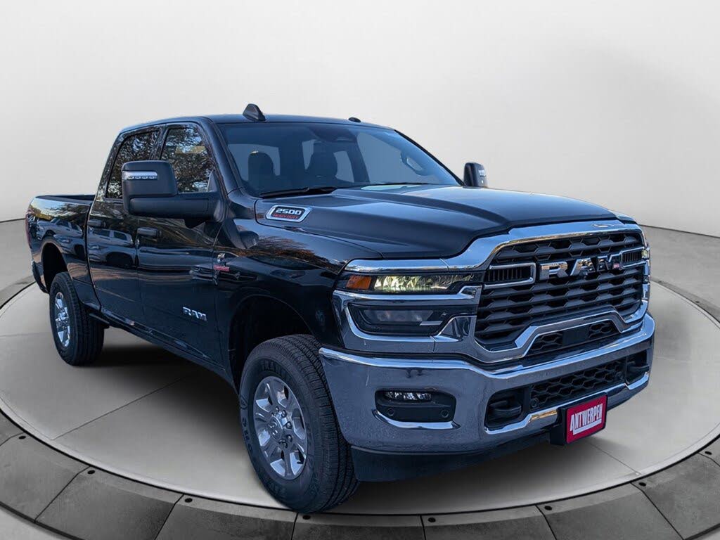 2025 RAM 2500 Big Horn Crew Cab 4WD