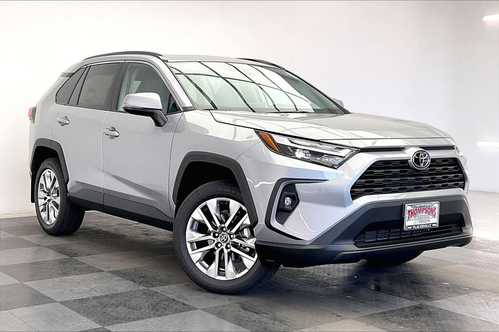 2025 Toyota RAV4 XLE Premium AWD