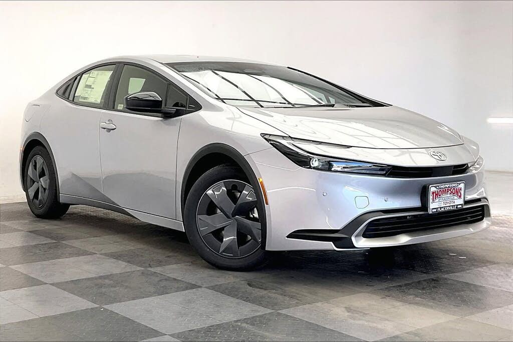 2026 Toyota Prius Plug-In Hybrid SE FWD