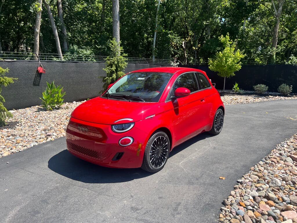2024 FIAT 500e Inspi(RED) FWD