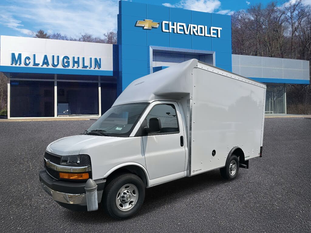 2025 Chevrolet Express Chassis 3500 Cutaway 139
