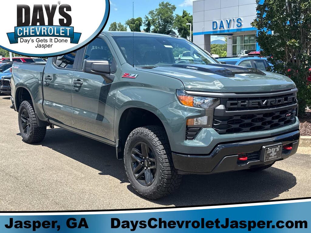 2025 Chevrolet Silverado 1500 Custom Trail Boss Crew Cab 4WD