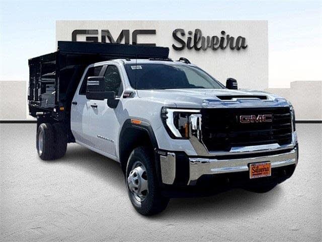 2024 GMC Sierra 3500HD Chassis Pro Crew Cab 4WD