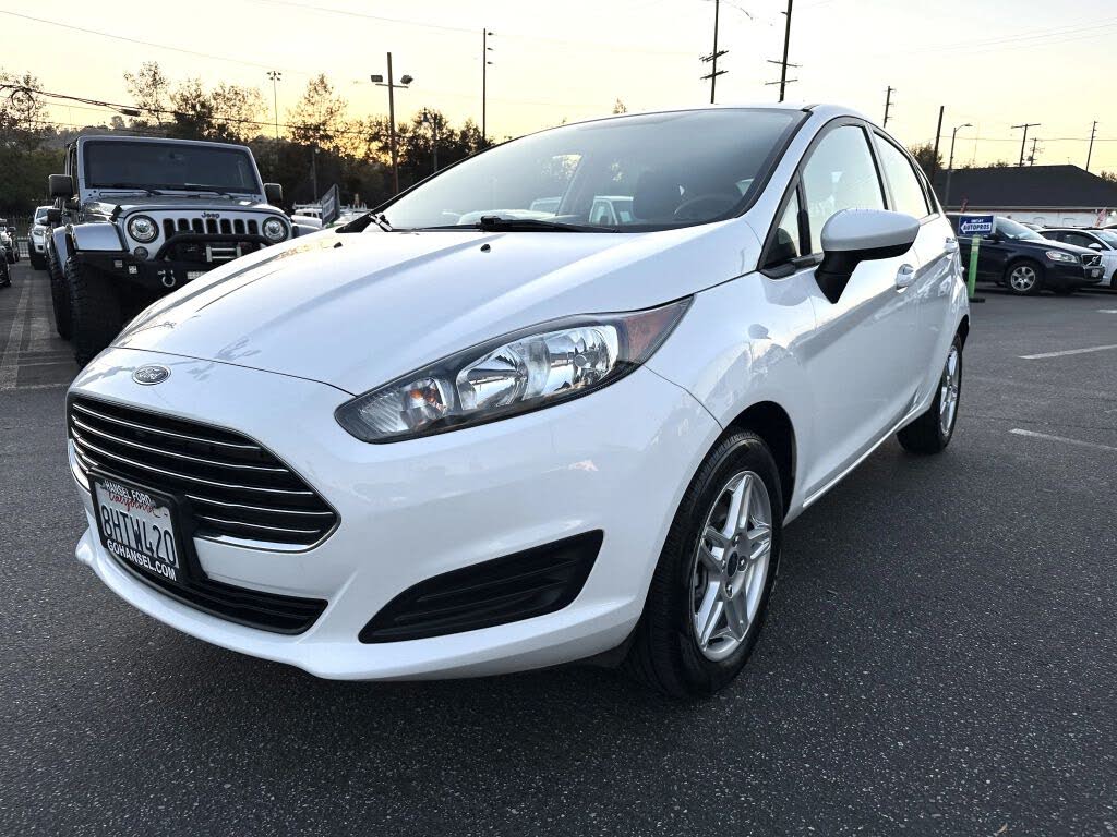 2019 Ford Fiesta SE Hatchback FWD
