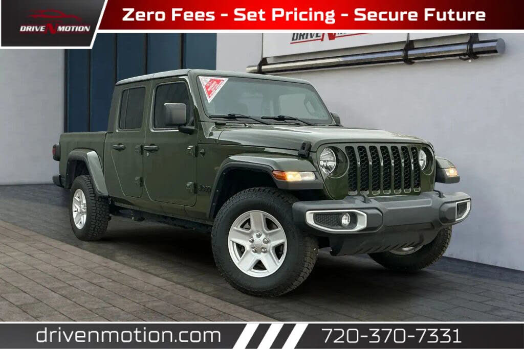 2022 Jeep Gladiator Sport S Crew Cab 4WD