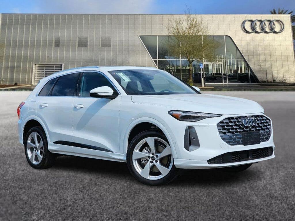 2025 Audi Q5 quattro Premium Plus 40 TFSI