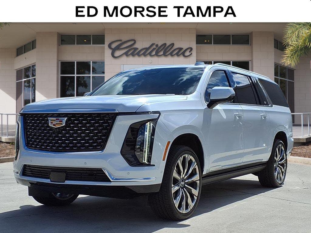 2026 Cadillac Escalade ESV Luxury 4WD