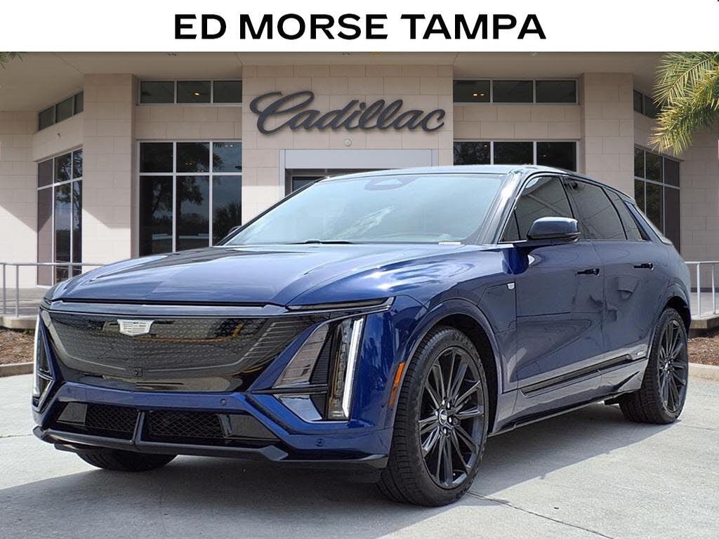 2026 Cadillac LYRIQ-V AWD