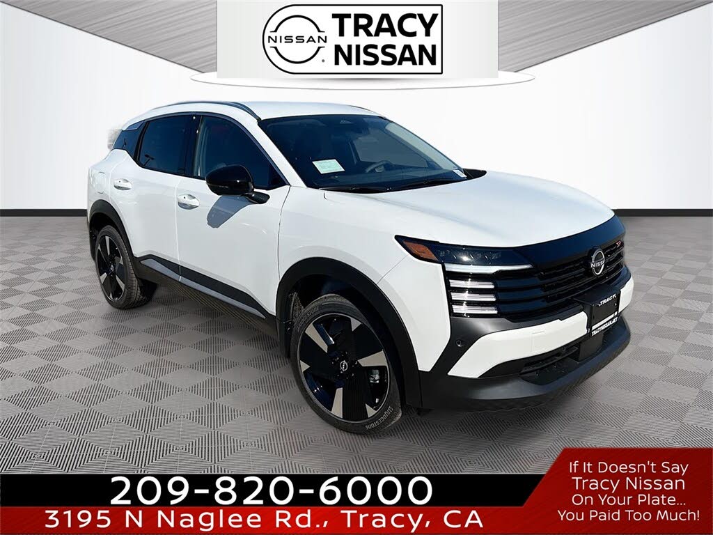 2026 Nissan Kicks SR FWD