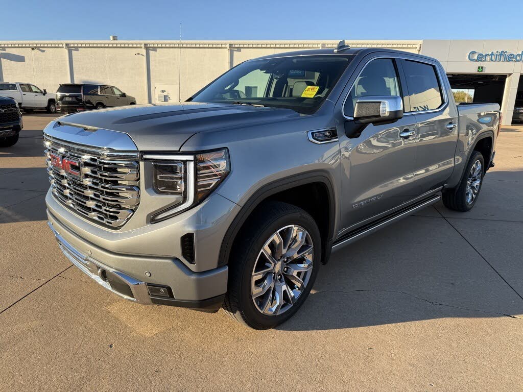 2023 GMC Sierra 1500 Denali Crew Cab 4WD