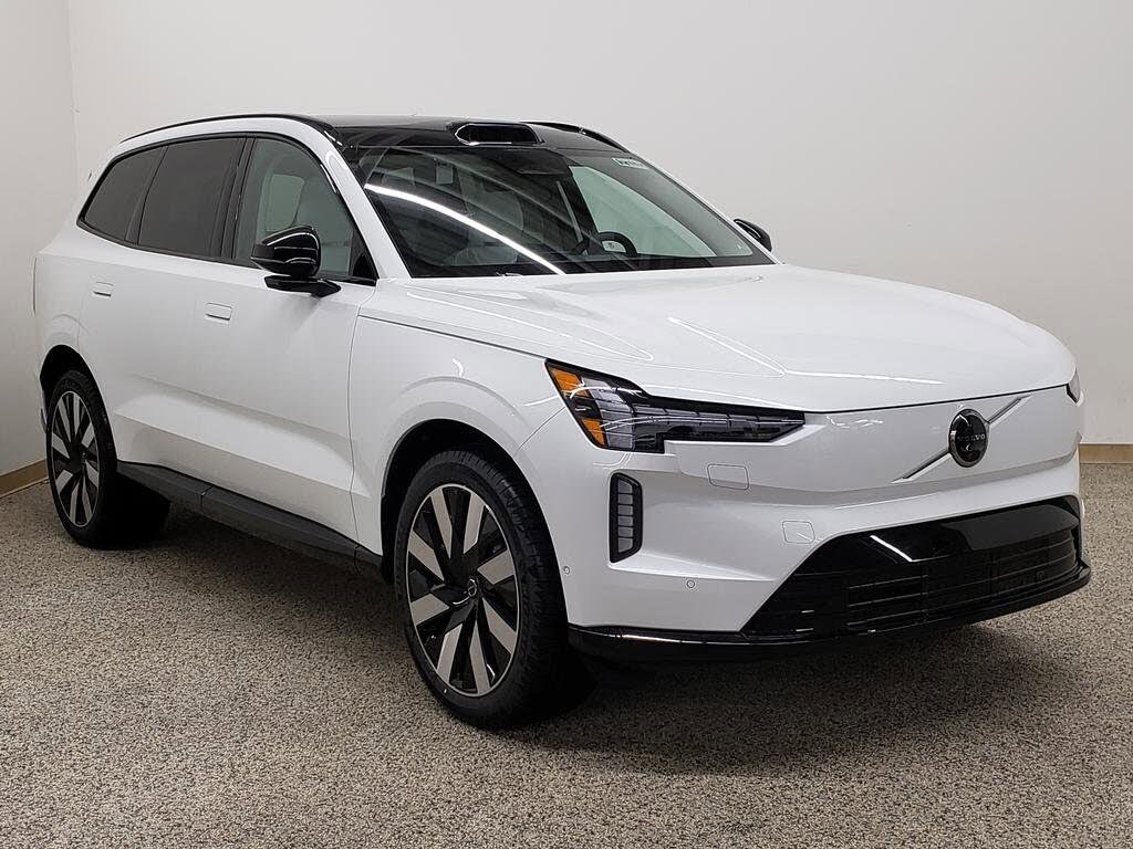 2025 Volvo EX90 Twin Plus 6-Passenger eAWD