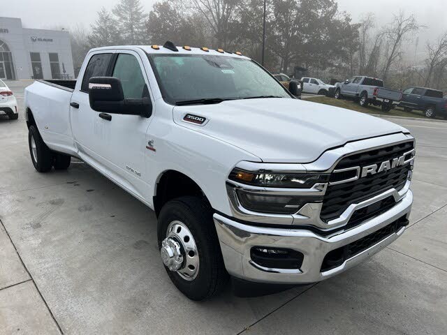 2026 RAM 3500 Big Horn Crew Cab LB DRW 4WD
