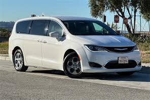 Chrysler Pacifica Hybrid Touring Plus FWD