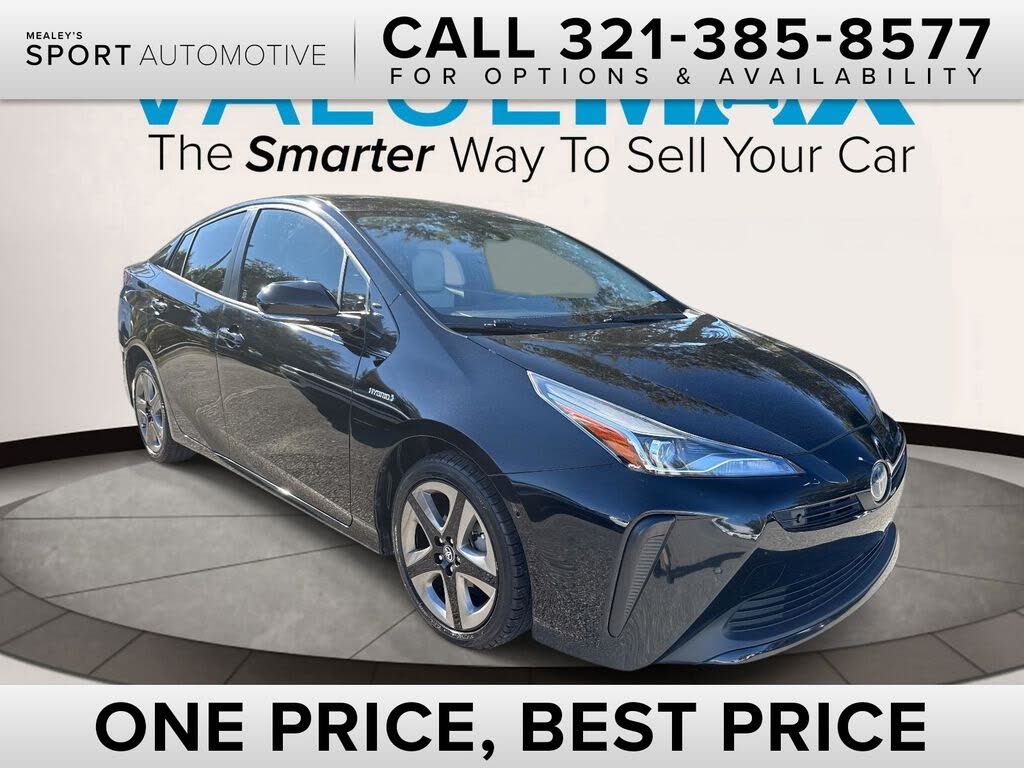2019 Toyota Prius Limited FWD