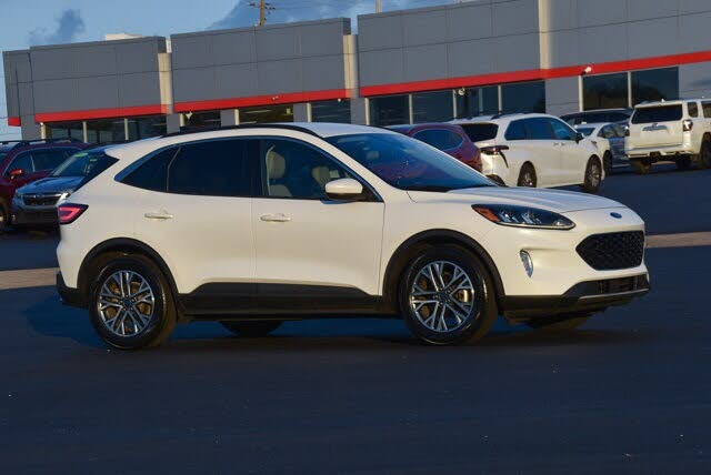 2020 Ford Escape SEL FWD