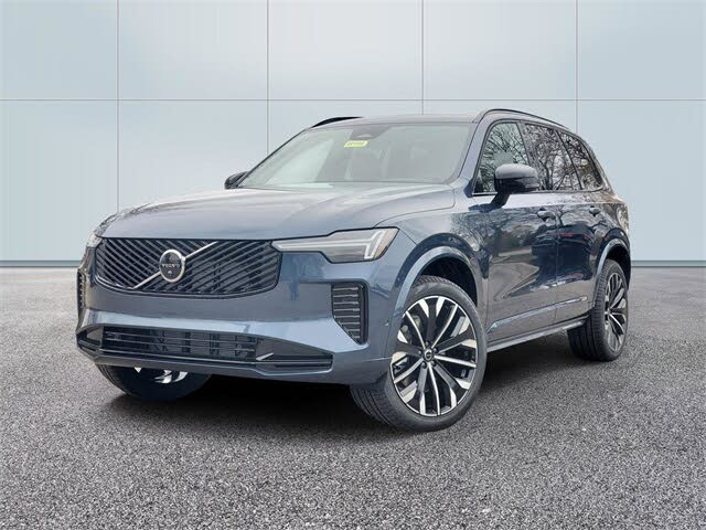 2026 Volvo XC90 B6 Ultra Dark 7-Passenger AWD