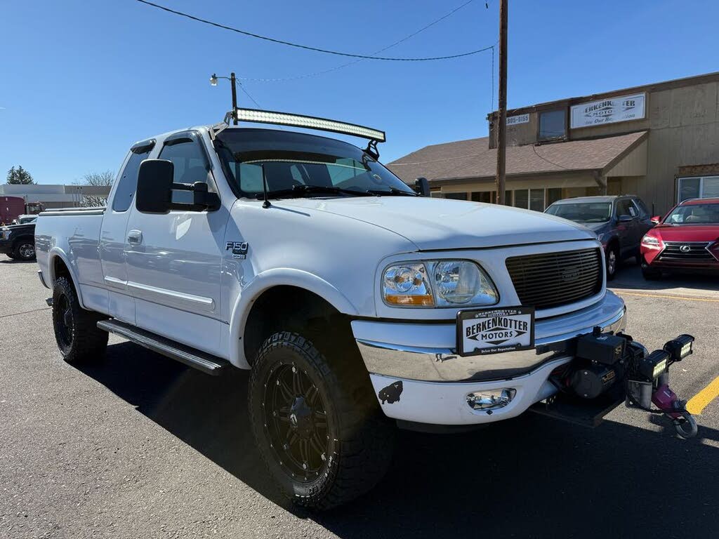 2000 Ford F-150 XLT 4WD Extended Cab SB