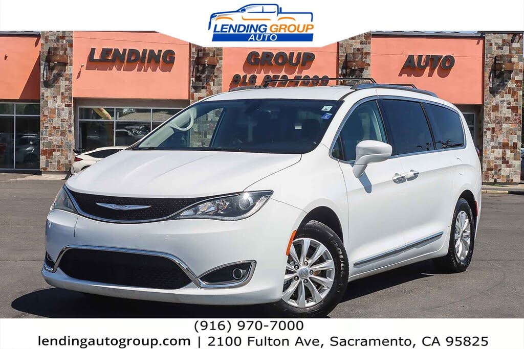 2018 Chrysler Pacifica Touring L Plus FWD