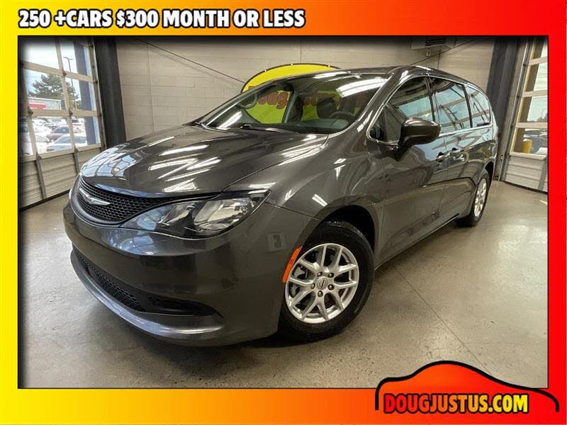 2021 Chrysler Voyager LX FWD