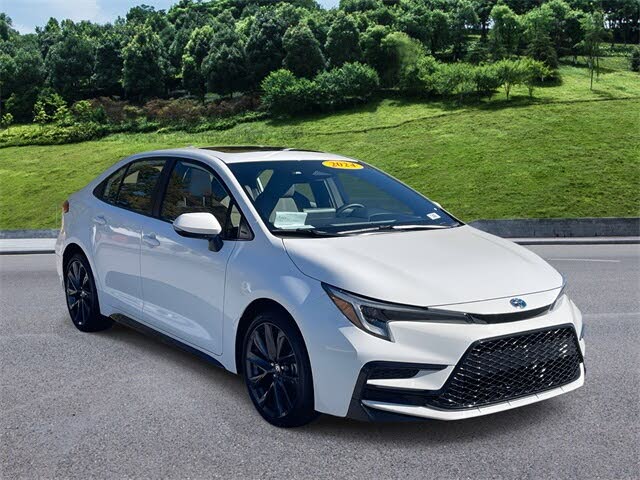 2024 Toyota Corolla Hybrid SE FWD