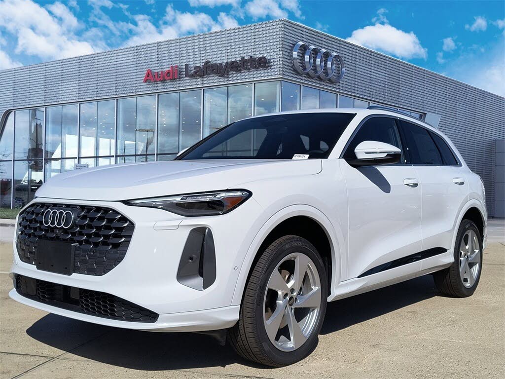 2025 Audi Q5 quattro Premium Plus 40 TFSI