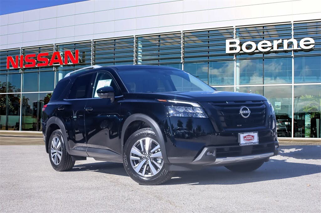 2025 Nissan Pathfinder SL FWD