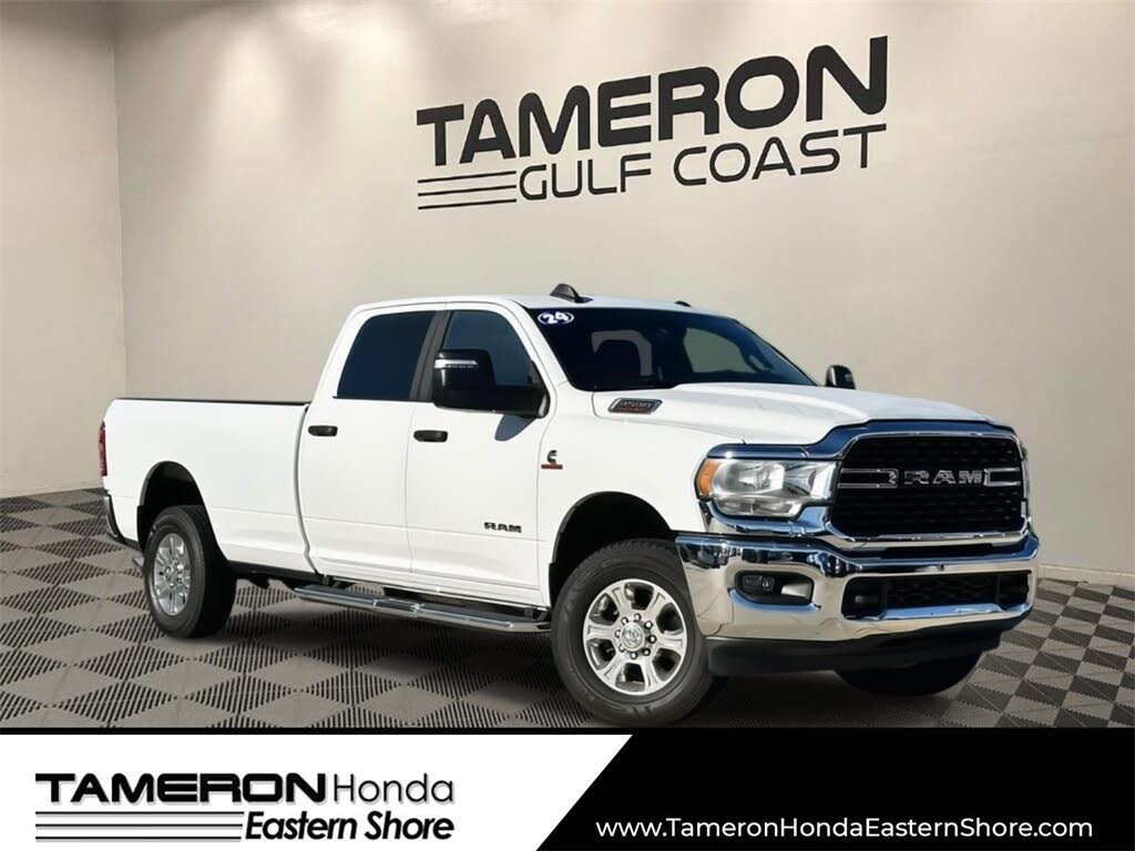 2024 RAM 3500 Big Horn Crew Cab LB 4WD